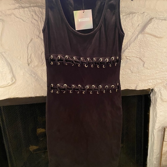 Size 0 Missguided Bodycon Dress NWOT - Picture 1 of 4